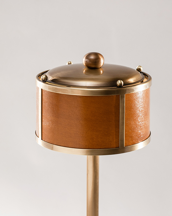 The baby poggibonsi table lamp details