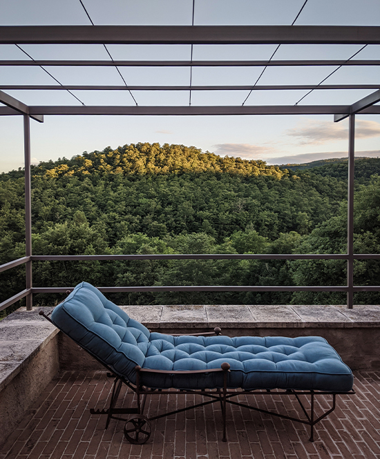 The classic garden chaise longue preview 2