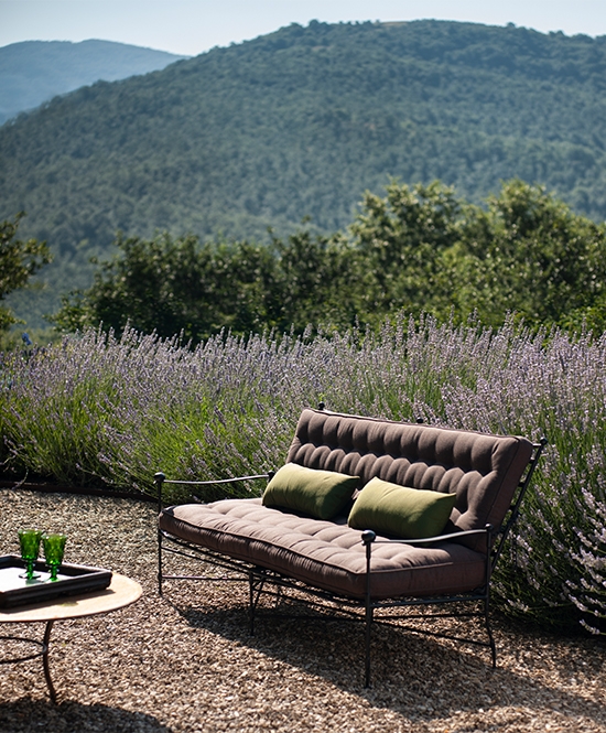 The classic garden sofa preview 2 new 2020