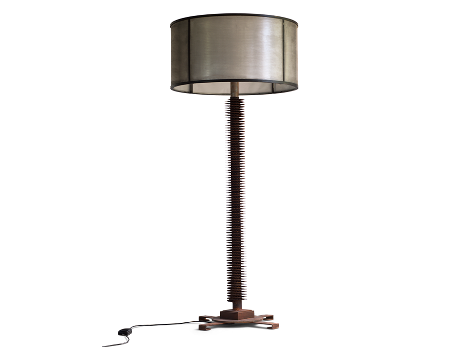 The reclaimed standard lamp main
