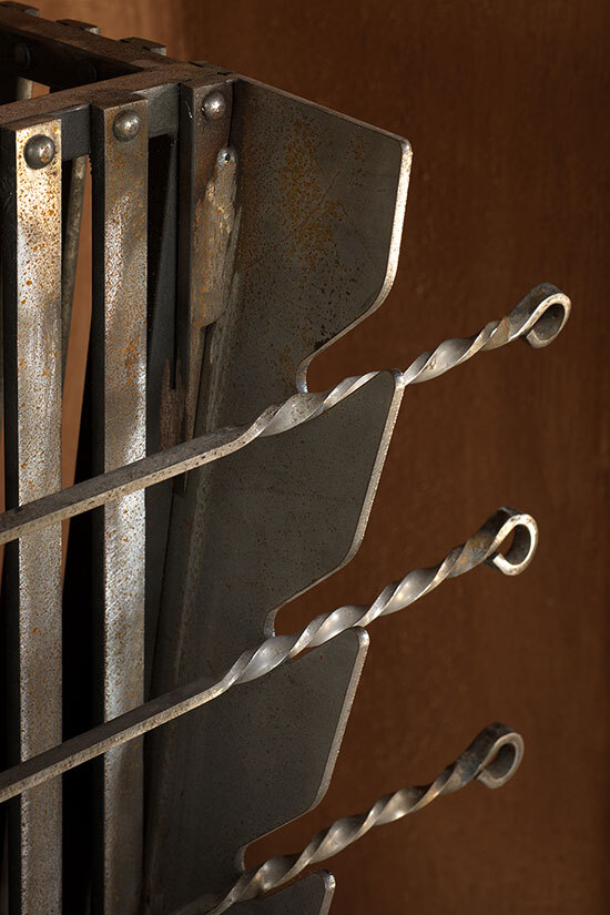 The roasting grate details