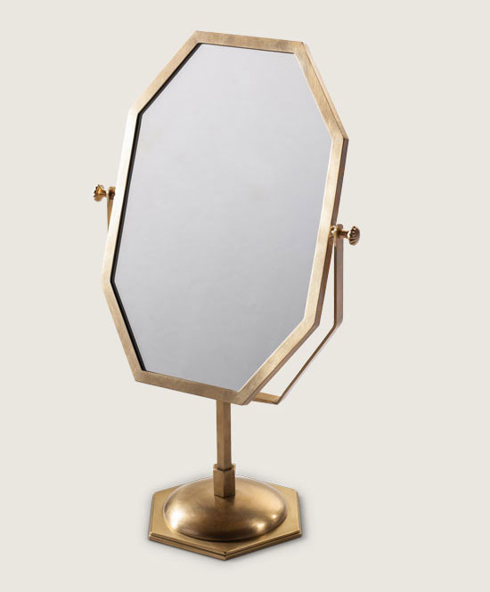 The standing mirror preview 1