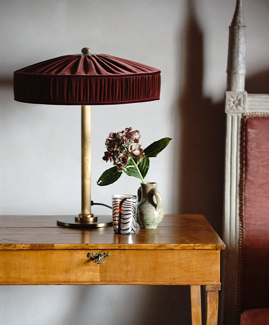 Velvet poggibonsi table lamp preview 2